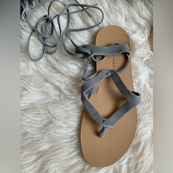 NIB Valia Gabriel Lorne Sandal Grey Nubuck 40 EUR  | 9 from goop $245 - Picture 7 of 8